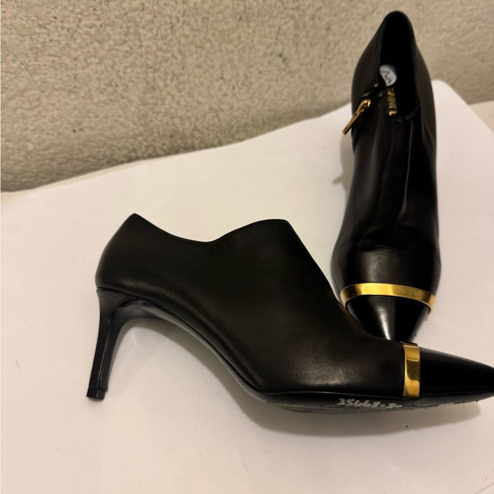Yves Saint Laurent Black and Gold Heels - Picture 3 of 9
